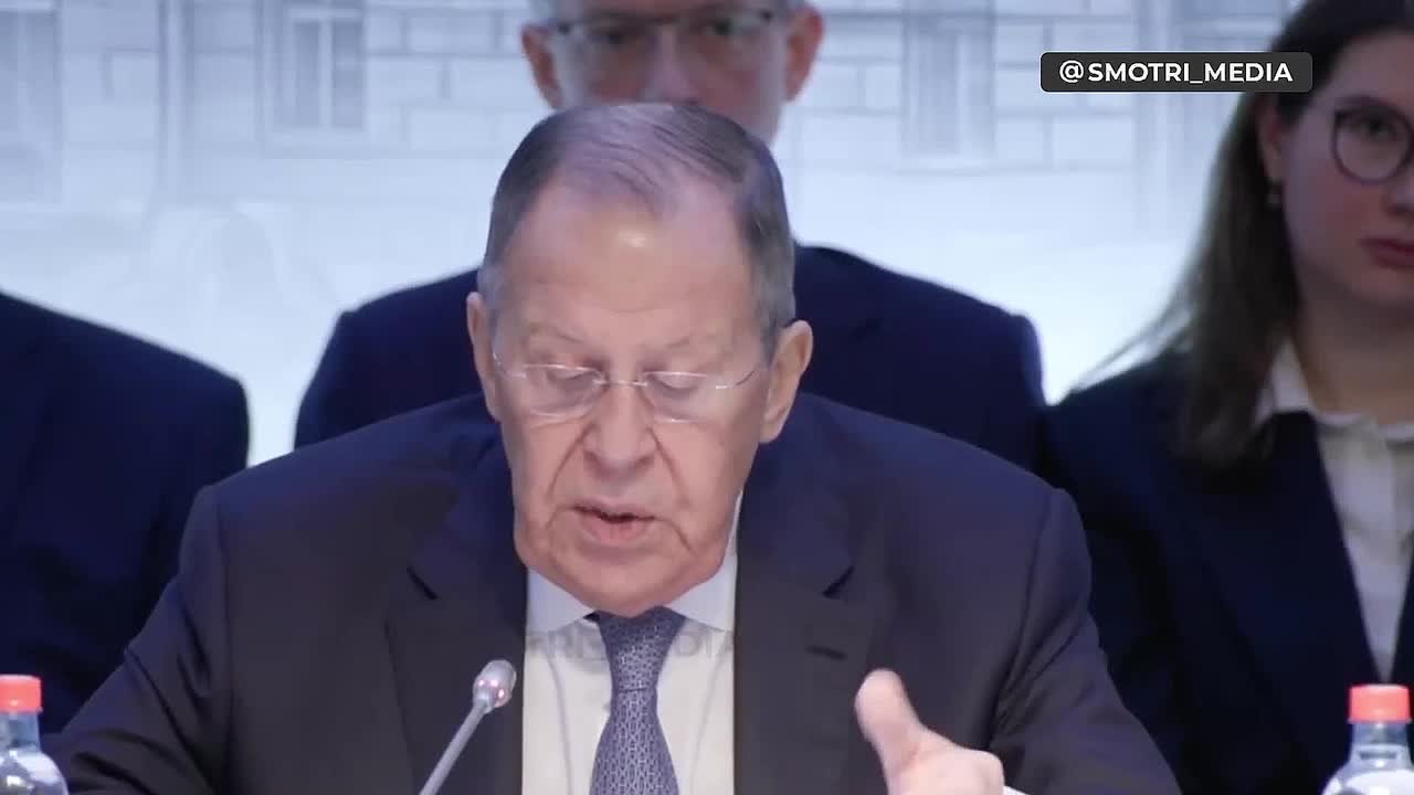 Россия и Украина в результате стамбульских переговоров обменяли по 2,5 тысячи военных — Лавров