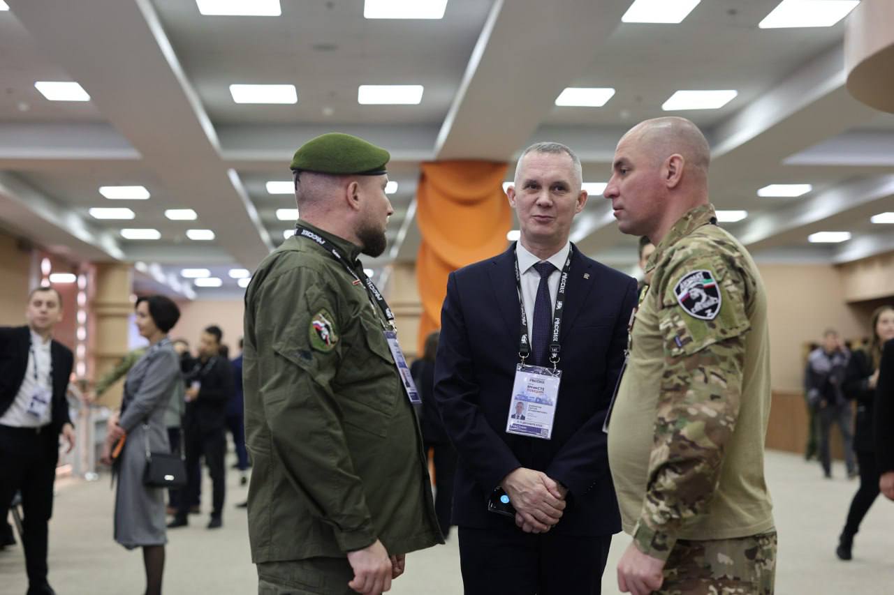 Андрей Мурзин и другие ветераны СВО с Южного Урала участвуют во всероссийском форуме «Вместе победим!» Андрей Мурзин и другие ветераны СВО с Южного Урала участвуют во всероссийском форуме «Вместе победим!»